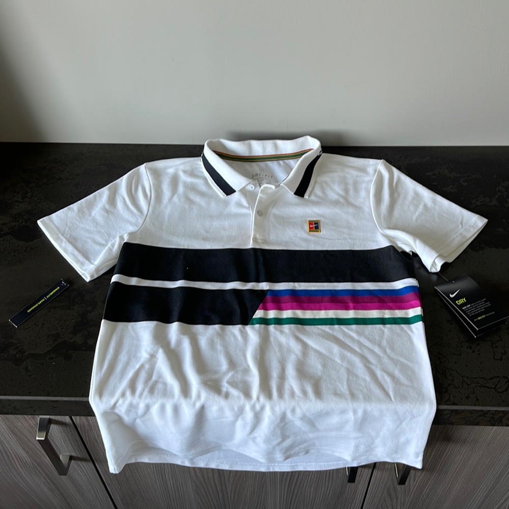 🚨NEW Nike Boys XL DRY-FIT Tennis & Golf Polo🚨 - Picture 1 of 5